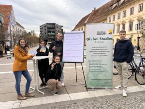 Mehr über den Artikel erfahren Quiz am Karmeliterplatz