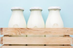 Mehr über den Artikel erfahren Bio vs. Konventionell: Ist Bio-Milch besser?